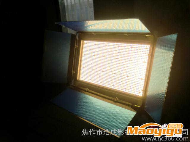 供應(yīng)浩成HC-LED1500LED影視平板燈現(xiàn)貨